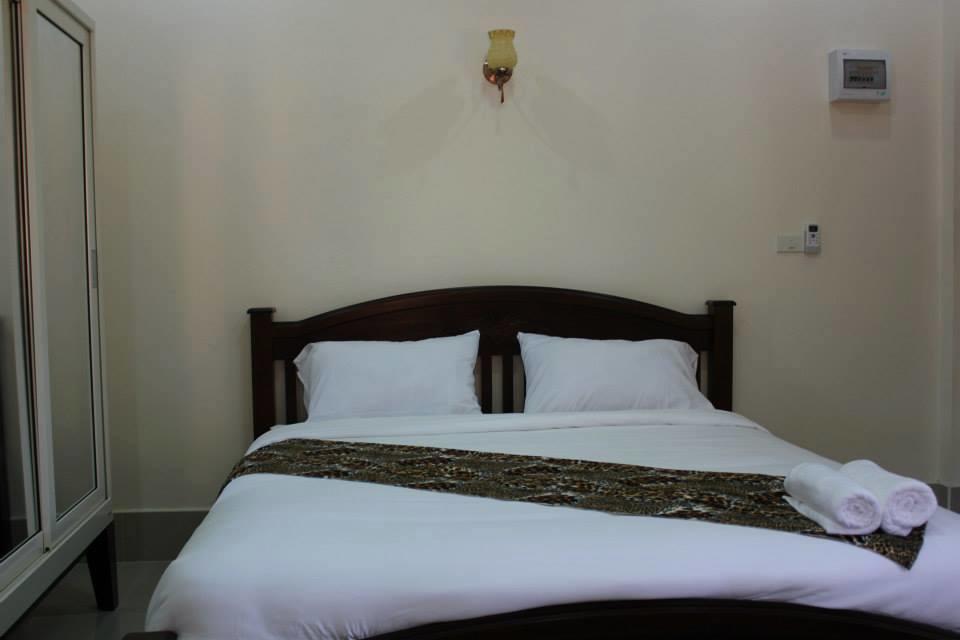 Baan Mek Lom Hotell Khao Lak Exteriör bild