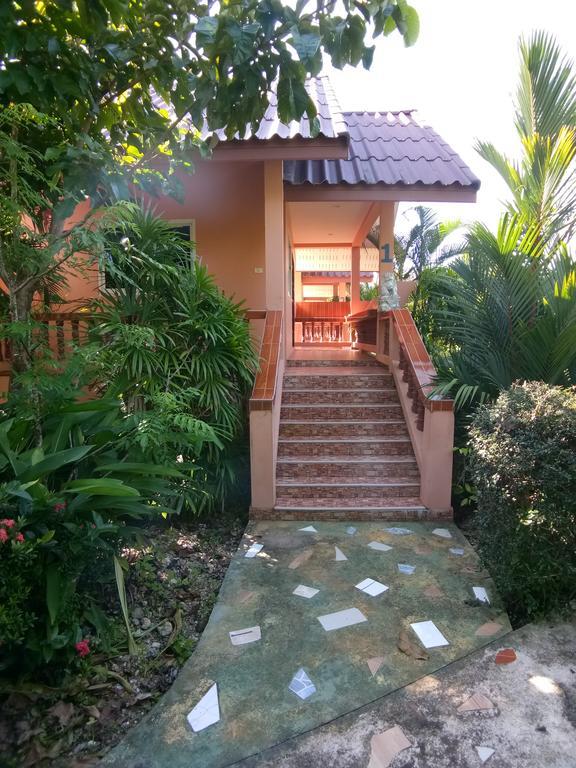 Baan Mek Lom Hotell Khao Lak Exteriör bild